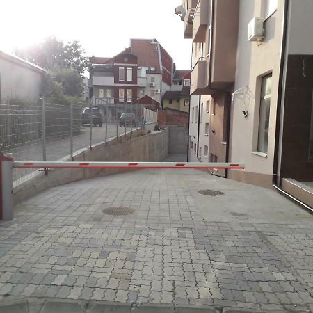 Promenada Apartmani Kruševac Buitenkant foto